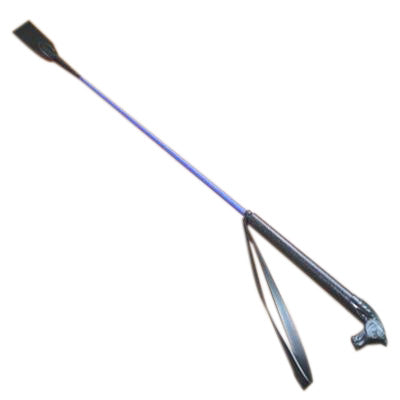 FUETE #Y11061B MANGO C/CABALLO PAJ CUADRADA 67CM